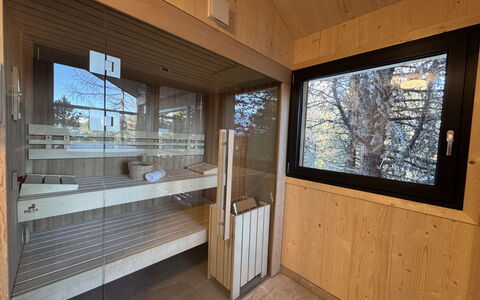 02 Nth052 18C Sup Chalet mit Sauna und Hot Tub 2 e: Casa, Arbusto, Casa, Barrio Residencial, Inmuebles, Cabaña, Hacienda, Yarda, Sombra, Césped