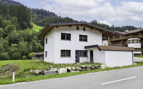 Auffach 602: Edificio, Ventana, Casa, Casa, Techo, Arquitectura, Barrio Residencial, Cabaña, Asentamientos Humanos, Pendiente