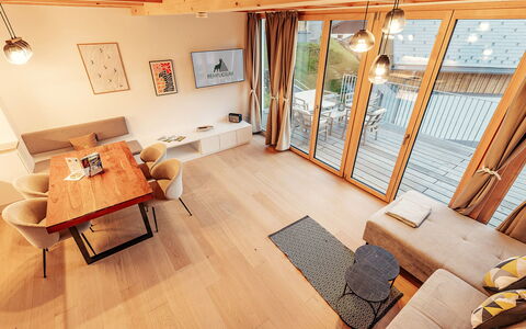Niederwölz 603: Diseño De Interiores, Piso, Mueble, Suelo, Suelos De Madera, Madera, Techo, Suelo Laminado, Encendiendo, Sala