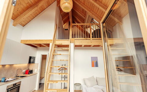 Niederwölz 604: Madera, Piso, Diseño De Interiores, Suelo, Techo, Mueble, Manchas De Madera, Suelos De Madera, Habitación, Madera Dura