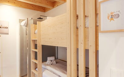 Chalet Nr. 7 mit 3 Schlafzimmern und Sauna