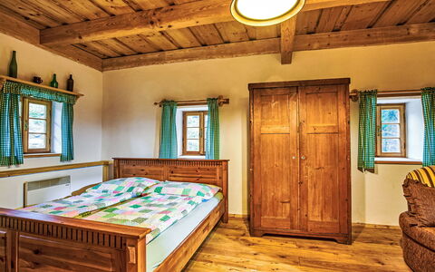 U Kazíků: Madera, Diseño De Interiores, Habitación, Mueble, Cama, Casa, Techo, Manchas De Madera, Madera Dura, Suelo