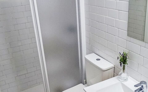 Mar de Cristal Playa Honda 500: Pared, Baño, Arreglo De Tubería, Asiento Del Baño, Baño, Piso, Plomería, Suelo, Lavabo, Grifo