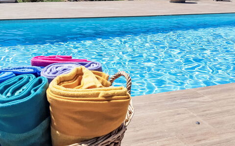 Mar de Cristal Playa Honda 500: Linos, Ocio, Toalla, Piscina, Mueble Para Exteriores, Paraguas, Playa