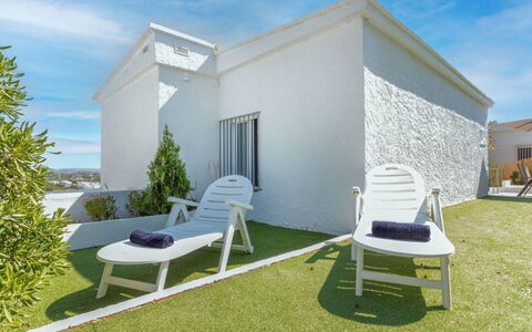 Alondras: Azul, Balcón, Pretil, Departamento, Cerca, Mar, Recurso, Condominio, Piscina, Hotel