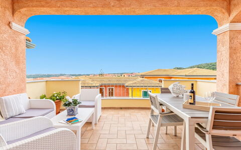 Vacanze Levante: Departamento, Diseño De Interiores, Casa, Suelo, Piso, Mueble, Silla, Balcón, Recurso, Mueble Para Exteriores