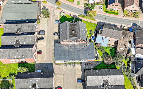 Burhave 201: Área Urbana, Barrio Residencial, Edificio, Fotografía Aérea, Vista Panorámica, Techo, Ciudad, Casa, Barrio, Suburbio