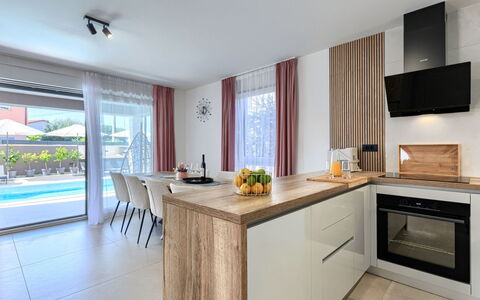 Laluma: Diseño De Interiores, Piso, Mostrador, Madera, Mueble, Suelo, Cocina, Casa, Gabinetes, Encendiendo