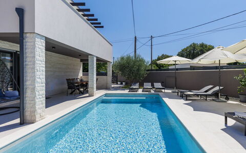 Laluma: Piscina, Recurso, Mueble Para Exteriores, Material Compuesto, Sombra, Eco Hotel, Loseta, Sunlounger, Villa, Hormigón