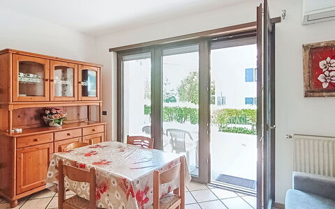 Michelon: Mueble, Madera, Piso, Suelo, Diseño De Interiores, Mesa, Cocina Y Comedor Mesa, Departamento, Habitación, Comedor