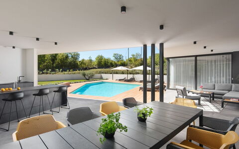 Villa H2: Diseño De Interiores, Mueble, Piscina, Piso, Casa, Suelo, Mueble Para Exteriores, Silla, Sombra, Recurso