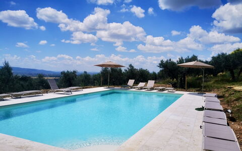 Villa Santa Chiara: Piscina, Azul, Recurso, Mueble Para Exteriores, Paraguas, Sunlounger, Eco Hotel, Sombra, Losa, Thermae
