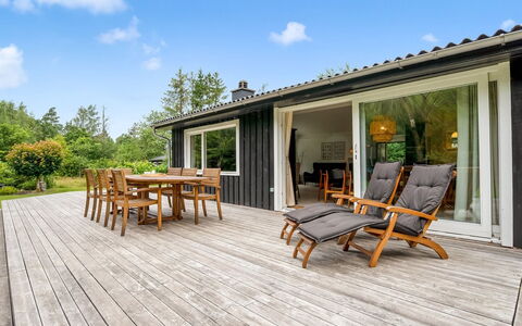 Matthea - 2.9Km from the Sea: Madera, Techo, Casa, Casa, Arquitectura, Vía Muerta, El Terreno Del Lote, Cabaña, Cobertizo, Edificios Del Jardín