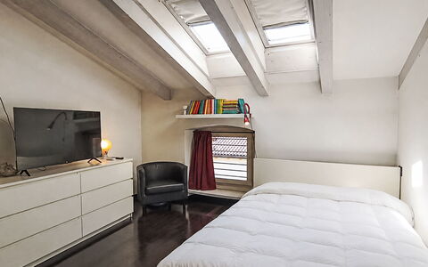 Le Falesie: Mueble, Diseño De Interiores, Habitación, Techo, Suelo, Piso, Cama, Casa, Departamento, Habitación