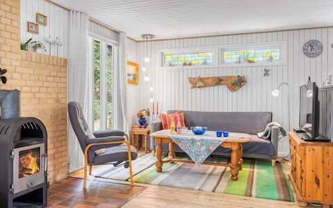 Løgstør 648: Mueble, Madera, Piso, Diseño De Interiores, Casa, Suelo, Techo, Habitación, Sala, Silla