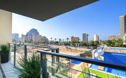 Arenal Beach: Tiempo De Día, Edificio, Rascacielos, Área Urbana, Ciudad, Área Metropolitana, Departamento, Condominio, Barrio Residencial