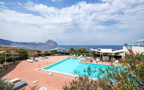 Cala Isulidda: Piscina, Recurso, Eco Hotel, Ciudad De Vacaciones, Balneario, Hotel, Inmuebles, Thermae, Villa, Zona Tropical