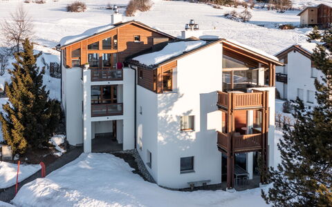 Casa Collina 5I-02: Casa, Nieve, Casa, Invierno, Congelación, Pendiente, Cabaña, Balcón, Pueblo De Montaña, Capa De Hielo