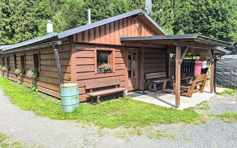 Velke Karlovice 300: Madera, Cabaña, Techo, Área Rural, Cuarto De Troncos, Edificios Del Jardín, Cobertizo, Vía Muerta, Yarda, Madera Dura