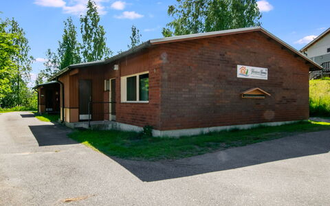 Heinävesi Homes D2: Casa, Casa, El Terreno Del Lote, Asfalto, Asentamientos Humanos, Cabaña, Entrada De Coches, Vía Muerta, Yarda