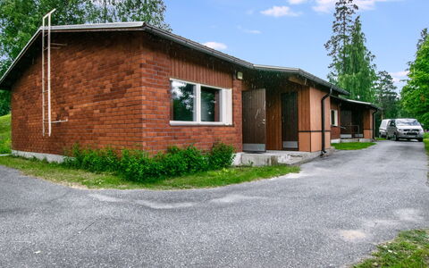 Heinävesi Homes D2: Casa, Techo, Casa, Barrio Residencial, Cabaña, Área Rural, El Terreno Del Lote, Asentamientos Humanos, Entrada De Coches, Suburbio