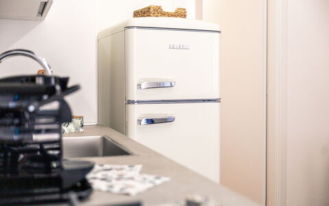 Suite Sinfonia Blu: Aparato De Cocina, Electrodoméstico, Electrodoméstico, Cocina, Pequeños Electrodomésticos, Mostrador, Máquina, Estante, Gabinetes, Estantería