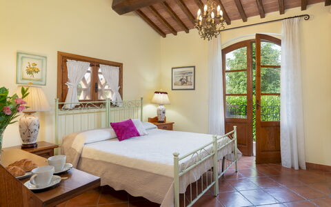 Villa Sorripa 6: Mueble, Diseño De Interiores, Cama, Habitación, Piso, Techo, Casa, Encendiendo, Suelo, Habitación
