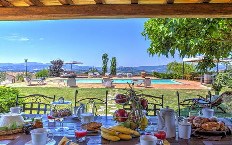 Casal del Salice 10: Cielo, Piscina, Recurso, Eco Hotel, Cordillera, Mueble Para Exteriores, Casa De Campo, Inmuebles, Hacienda, Sunlounger