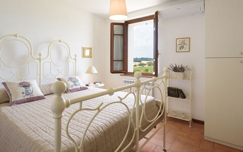 Poggio Vistabella 10: Mueble, Diseño De Interiores, Cama, Habitación, Piso, Suelo, Techo, Habitación, Sábana, Lecho
