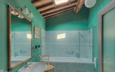 Casabianca 12: Diseño De Interiores, Pared, Piso, Suelo, Techo, Arreglo De Tubería, Mueble, Habitación, Encendiendo, Baño