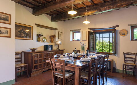 I Mandorli 8: Mueble, Madera, Mesa, Comedor, Cocina Y Comedor Mesa, Piso, Diseño De Interiores, Silla, Casa, Habitación