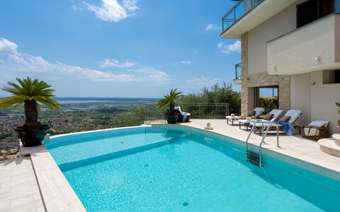 Villa Dolphin 10: Azul, Piscina, Recurso, Eco Hotel, Hotel, Villa, Ciudad De Vacaciones, Balcón, Balneario