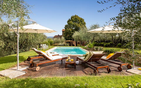 Villa Il Colle di Moriano 8: Mueble, Mueble Para Exteriores, Recurso, Jardín, Sunlounger, Silla, Eco Hotel, Inmuebles, Paisajismo, Piscina