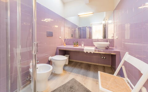 Chipieri 4+2: Piso, Arreglo De Tubería, Diseño De Interiores, Suelo, Baño, Grifo, Plomería, Lavabo, Baño, Lavabo Del Baño