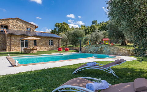 La Villetta di Dante 6: Piscina, Cabaña, Inmuebles, Casa De Campo, Jardín, Patio Interior, Césped, Yarda, Villa, Paisajismo