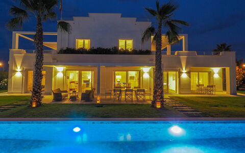 Portoverde Beach Villa 12: Barrio Residencial, Casa, Inmuebles, Recurso, Piscina, Villa, Hacienda, Mansión, Paisajismo