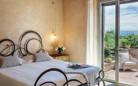 L'Oliveta 6: Mueble, Diseño De Interiores, Habitación, Suelo, Cama, Marco De La Cama, Lecho, Sábana, Silla, Linos