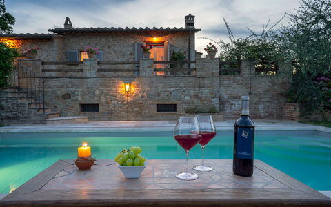 L'Oliveta 6: Piscina, Maceta, Fuente De Agua, Material Compuesto, Mueble Para Exteriores, Losa, Recurso, Planta De Casa, Thermae, Patio