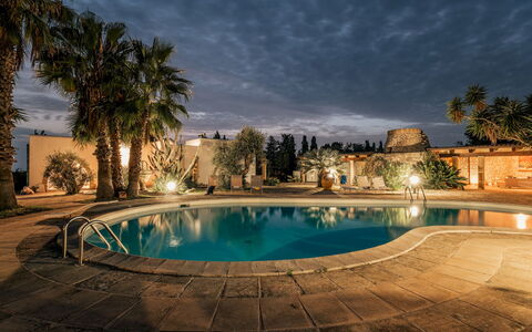 Villa Manco 12: Piscina, Recurso, Hacienda, Inmuebles, Eco Hotel, La Iluminación Del Paisaje, Noche, Fuente De Agua, Paisajismo