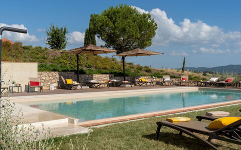 Il Poggiarellone 14: Paisaje, El Terreno Del Lote, Mueble Para Exteriores, Paisajismo, Plantación, Sunlounger, Agricultura, Eco Hotel, Mesa Al Aire Libre
