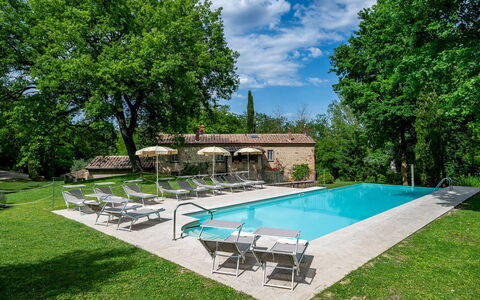 Il Molinaccio 14+2: Piscina, Mueble Para Exteriores, Mueble, Inmuebles, Recurso, Patio Interior, Hacienda, Jardín, Sombra, Casa De Campo