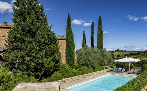 Casale dei 12: Arbusto, Jardín, Paisajismo, Cobertura, Inmuebles, Hojas Perennes, Villa, Hacienda