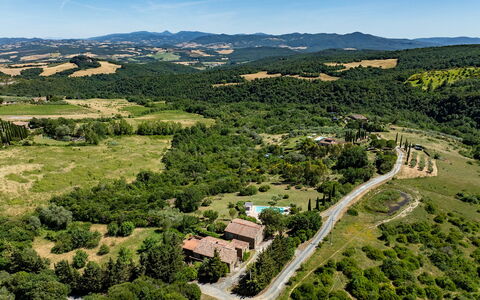 Cinque Cipressi 8: Árbol, Entorno Natural, Naturaleza, Paisaje, Paisaje Natural, Vegetación, Vista Panorámica, Llanura, Área Rural