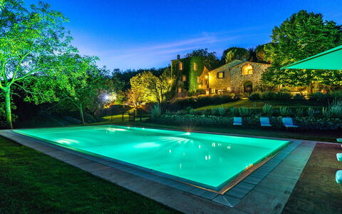Monticchia 10: Piscina, Jardín, Recurso, Inmuebles, Eco Hotel, Hacienda, Paisajismo, Patio Interior, Fuente De Agua, Sombra