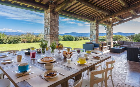 Villa Il Foramasso 10+2: El Terreno Del Lote, Casa De Campo, Mueble Para Exteriores, Cabaña, Jardín, Inmuebles, Paisajismo, Silla, Sombra, Eco Hotel