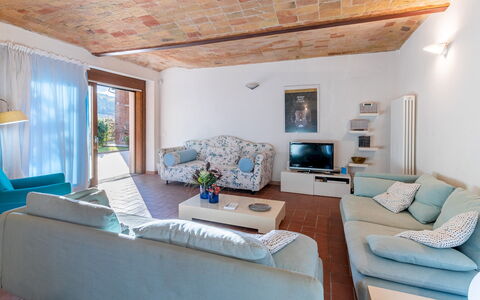 Cascina la Valle 10+2: Mueble, Diseño De Interiores, Sofá, Piso, Madera, Suelo, Mesa, Habitación, Silla, Sala
