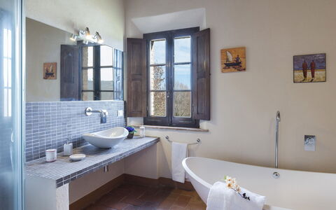 Alborata 10: Piso, Pared, Diseño De Interiores, Arreglo De Tubería, Baño, Suelo, Mueble, Grifo, Encendiendo, Lavabo Del Baño