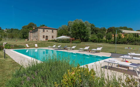 Alborata 10: Piscina, El Terreno Del Lote, Inmuebles, Jardín, Paisajismo, Recurso, Prado, Casa De Campo, Césped, Hacienda