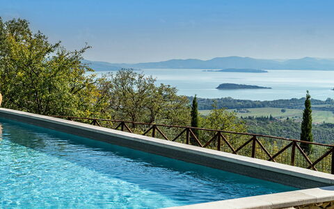 Antiche Pietre 10: Azul, Agua, Piscina, Cordillera, Eco Hotel, Recurso, Sombra, Cresta, Reservorio, Zona Tropical