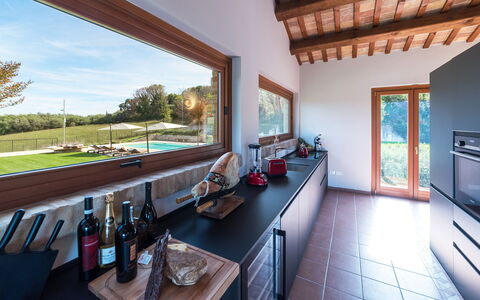 Borgo da Monte 8: Diseño De Interiores, Piso, Cocina, Mostrador, Casa, Mueble, Suelo, Techo, Habitación, Suelos De Madera